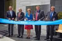 Image of the Broad Institute Ribbon Cutting
