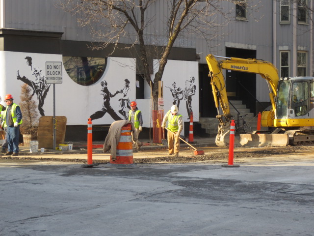 Putnam_Western_Ave_Water_Main_Work