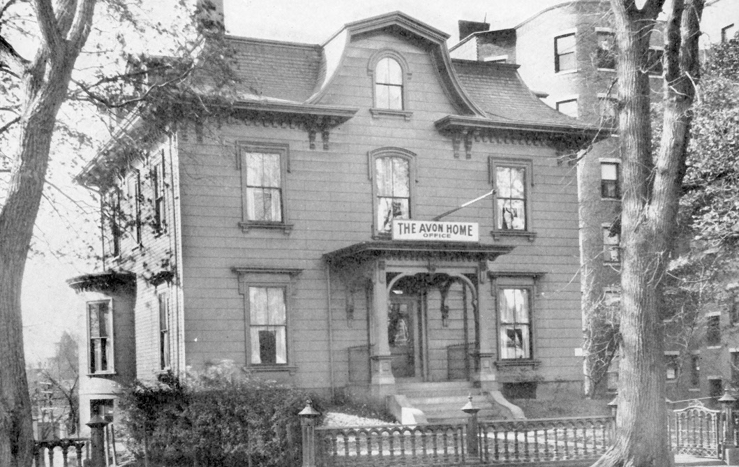 The Avon Home's last address was 1000 Massachusetts Avenue. The building was razed in 1975. Courtesy Cambridge Historical Commission.