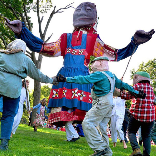 Hundreds watched as Bread & Puppet Theater gave a free performance of its “Heart of the Matter Circus” on Cambridge Common on Sept. 2, as part of the Cambridge Arts Summer In the City performance series.