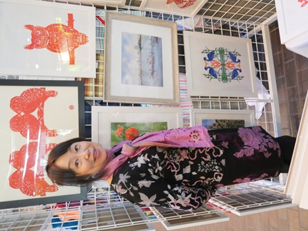 Zhonghe (Elena) Li at Cambridge Arts' 2022 Holiday Art Market.