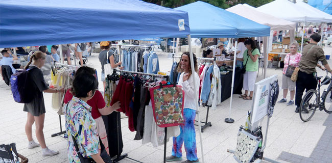 Cambridge Arts' Art Market at Harvard University's Farmer's Market.