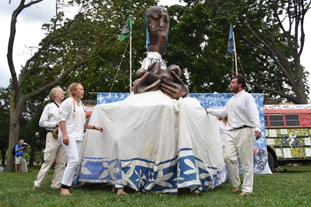 Bread and Puppet Theater performs its 