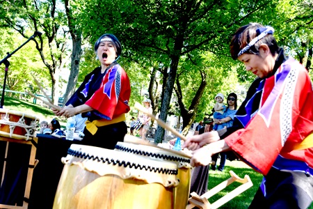 Odaiko New England drum at Raymond Park as part of Cambridge Arts' 