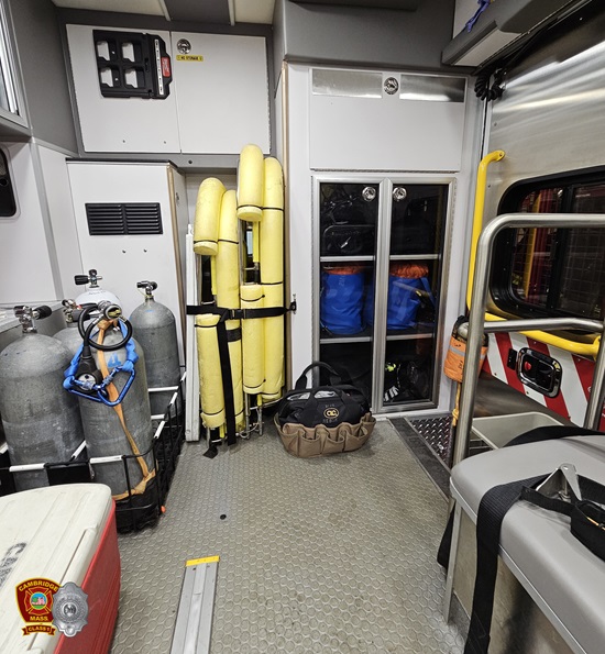 Dive 1 interior views - 3