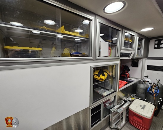 Dive 1 interior views - 4