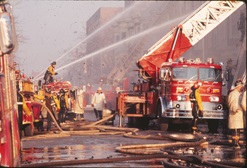 apparatus and ffs in street