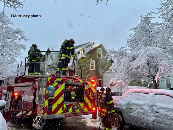 Working Fire Box 45-361 - 80 Pleasant St  - Jan 19, 2026 - aerial to roof