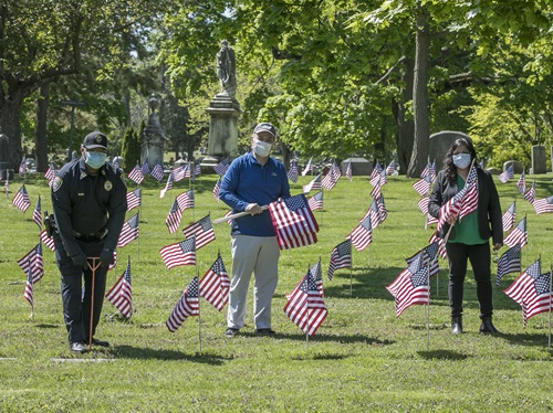City Leaders Place Memorial Day Grave Flags