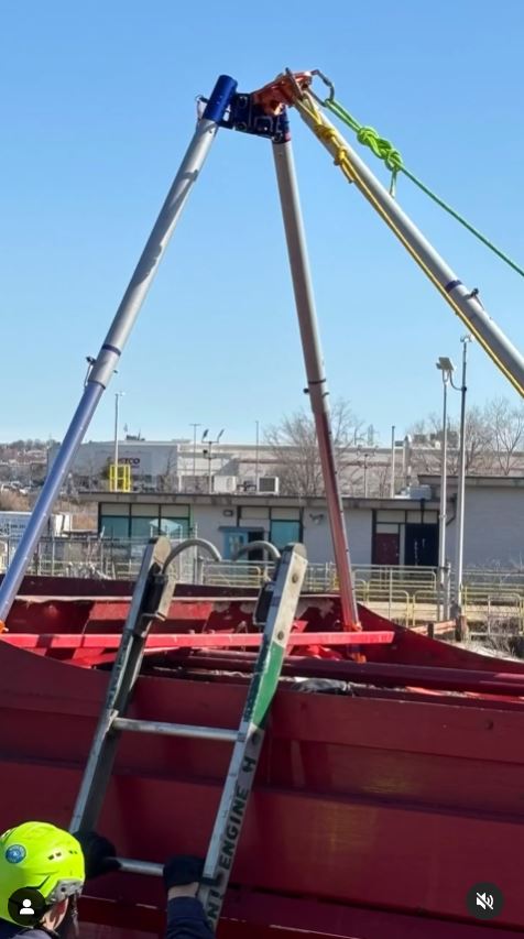 rubbish truck rescue 4