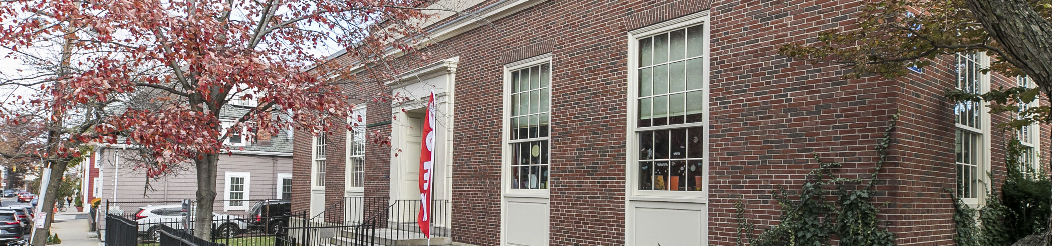 Exterior photo of the O'Connell Branch