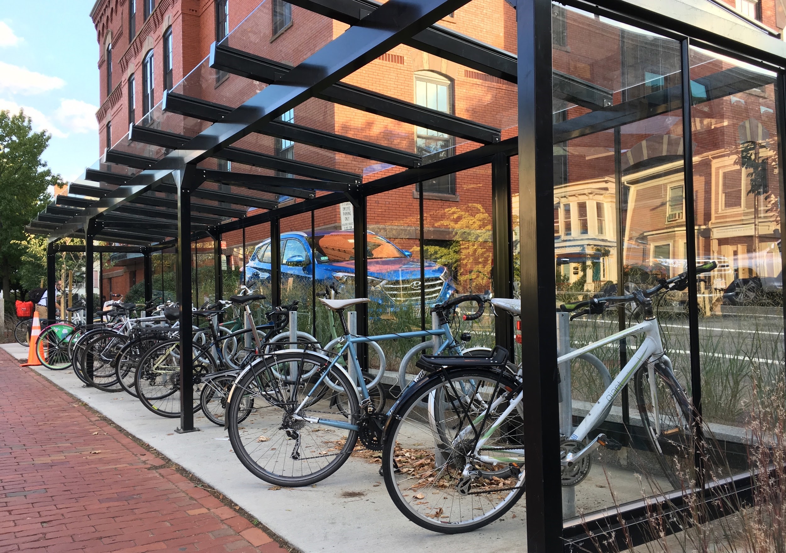 bikeshelter1.jpg